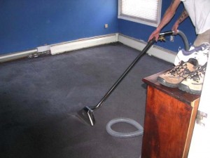 extracting water damage from carpet