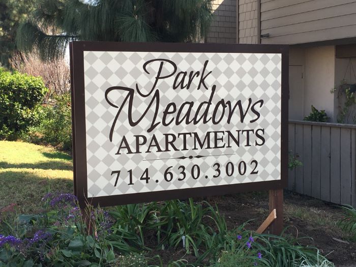 Signs for Apartment Complexes in Orange County CA