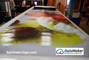restaurant-barricade-mural-production-rainmaker-signs-bellevue-wa