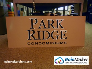 Monument-sign-03-condominium-condo-rainmaker-redmond-wa