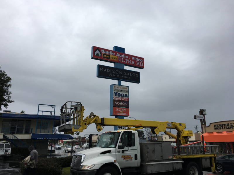 Emergency Sign Repair Services in Orange County CA