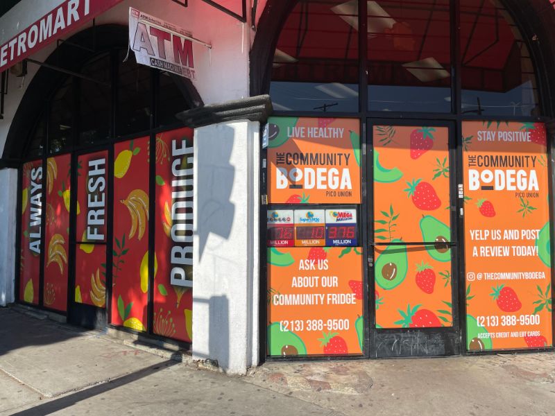 Window Wraps and Graphics Attract More Customers to Metro Mart in Los Angeles CA