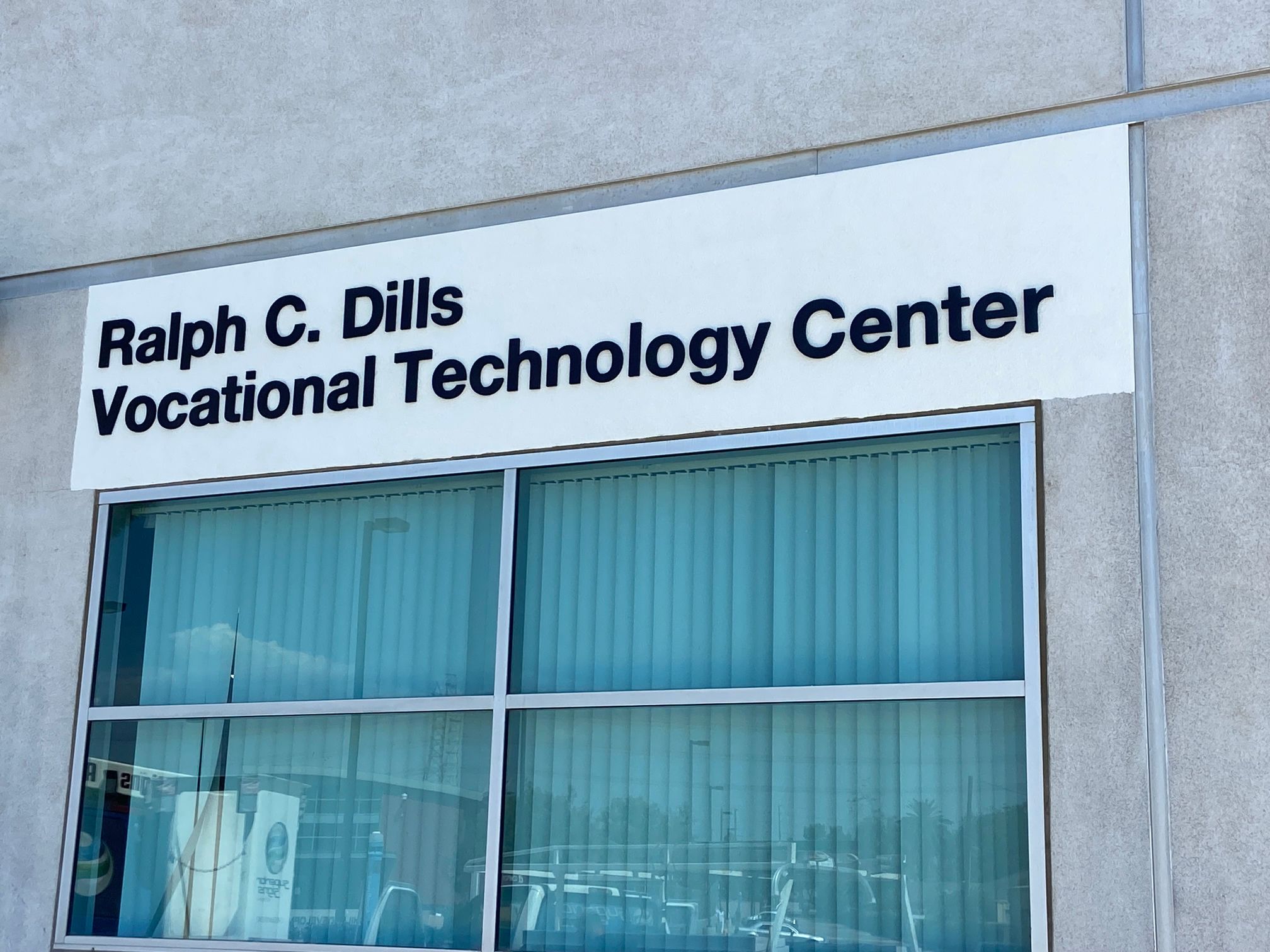 Long Lasting 3D Building Lettering for Los Angeles College Gives Campus Building