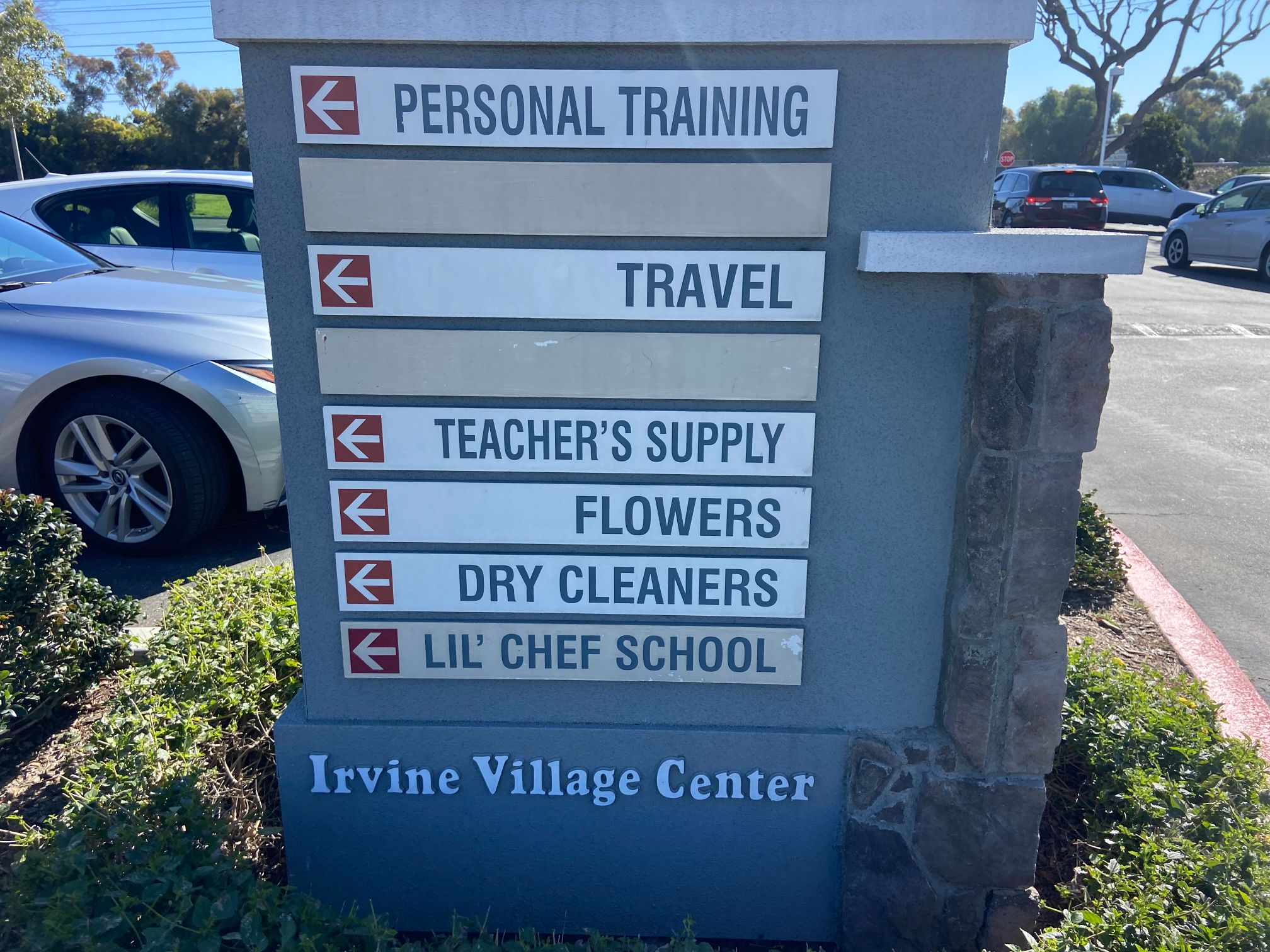 Property Management Companies in Irvine Need a Great Sign Company Partner for Wayfinding Signs and Tenant Changes!