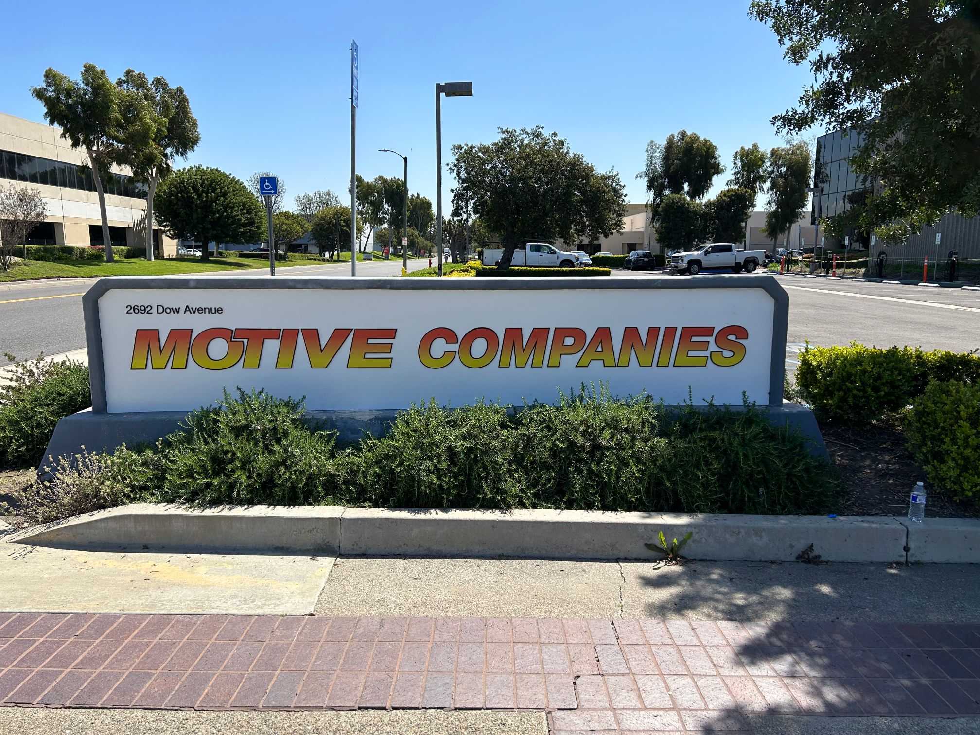 Monument sign lettering in tustin, ca
