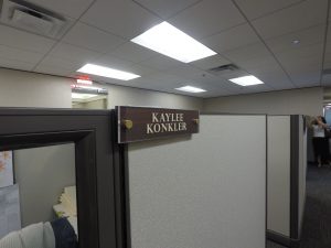 Cubicle name plate