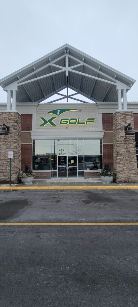X-Golf Chooses Third-Party Illuminated Sign Installation Services in Killdeer IL