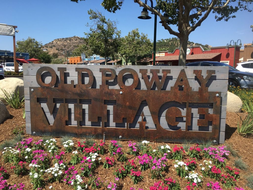 monument sign to strip mall in Poway CA