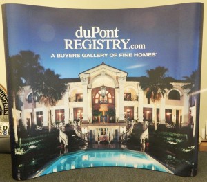We used the curved wall design for the Pop Up S10 display for duPont REGISTRY.