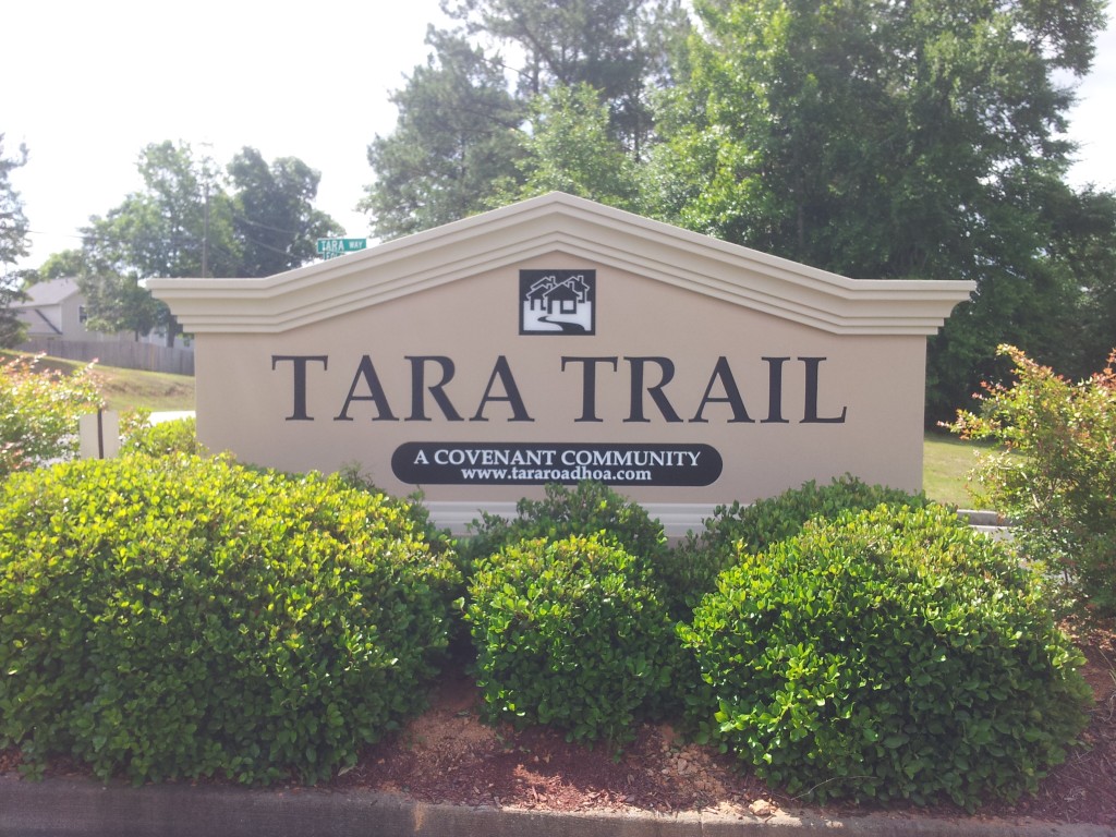 Monument Signs - Tara Trail 2