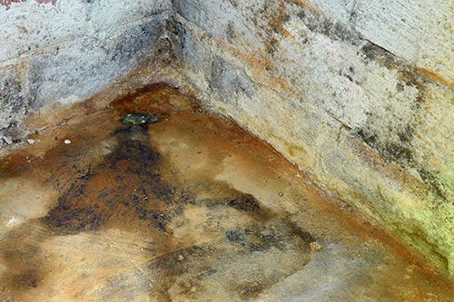 How to Avoid a Damp Crawl Space