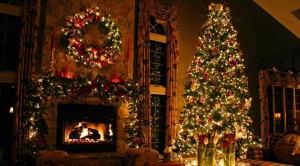 interior-decoration-trendy-brights-wreath-and-garland-fireplace-mantel-decors-with-inspiring-ideas-christmas-tree-decorating-in-rustic-living-room-ideas-25-fabulous-ideas-chr