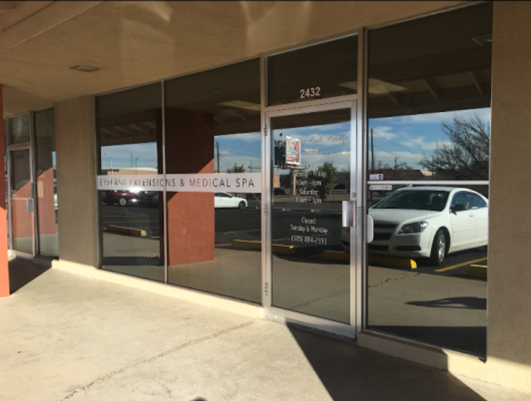 Albuquerque, NM – Commercial Window Tinting for Eye Candy Lash Lounge: Glare Problems