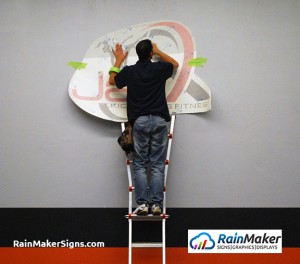gym-logo-wall-decal-rainmaker-signs-bellevue-wa