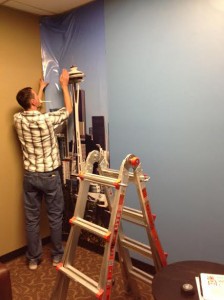 RainMaker-Signs-Mural-Install1-Bellevue-WA