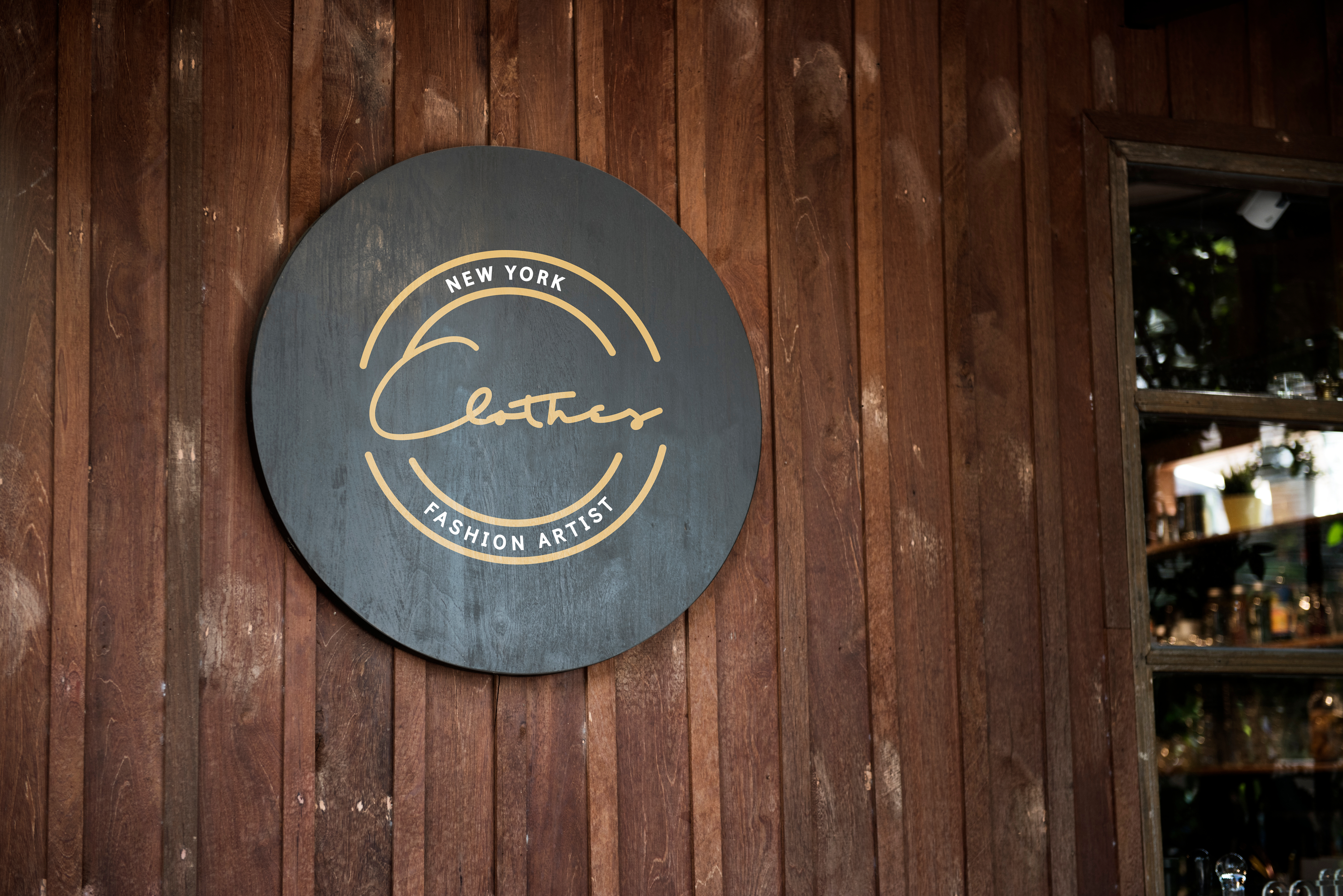 Peoria, IL - Sign Company Offers Custom Wall Signs & Graphics for Doctors Office