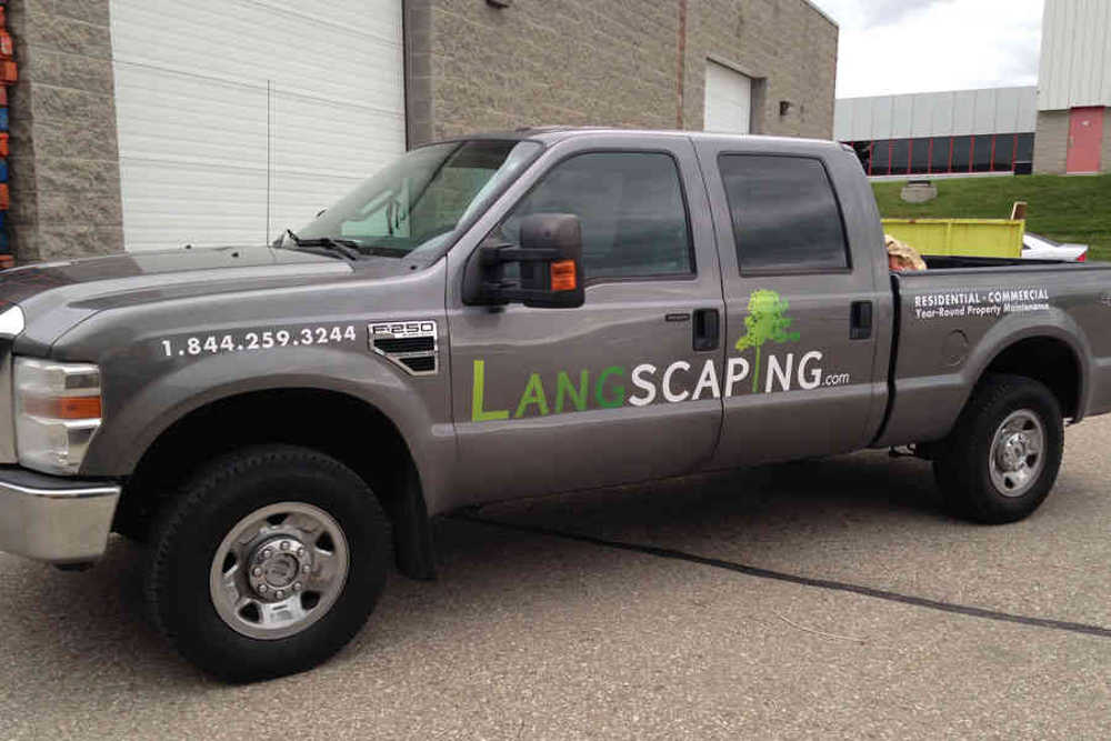 Bloomington, IL - Searching for a Custom Sign Company for Vehicle Trailer Wraps?