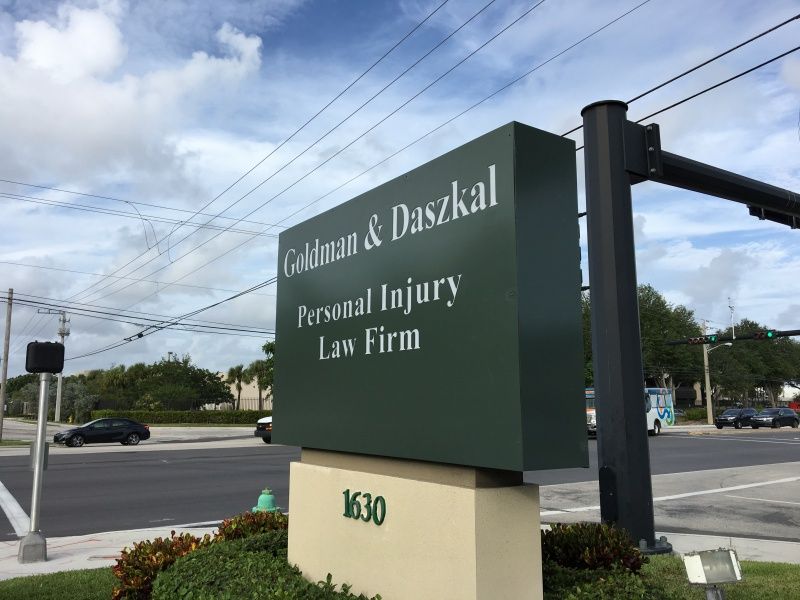 Benefits of a Monument Sign for your business or organization in Boca Raton, FL