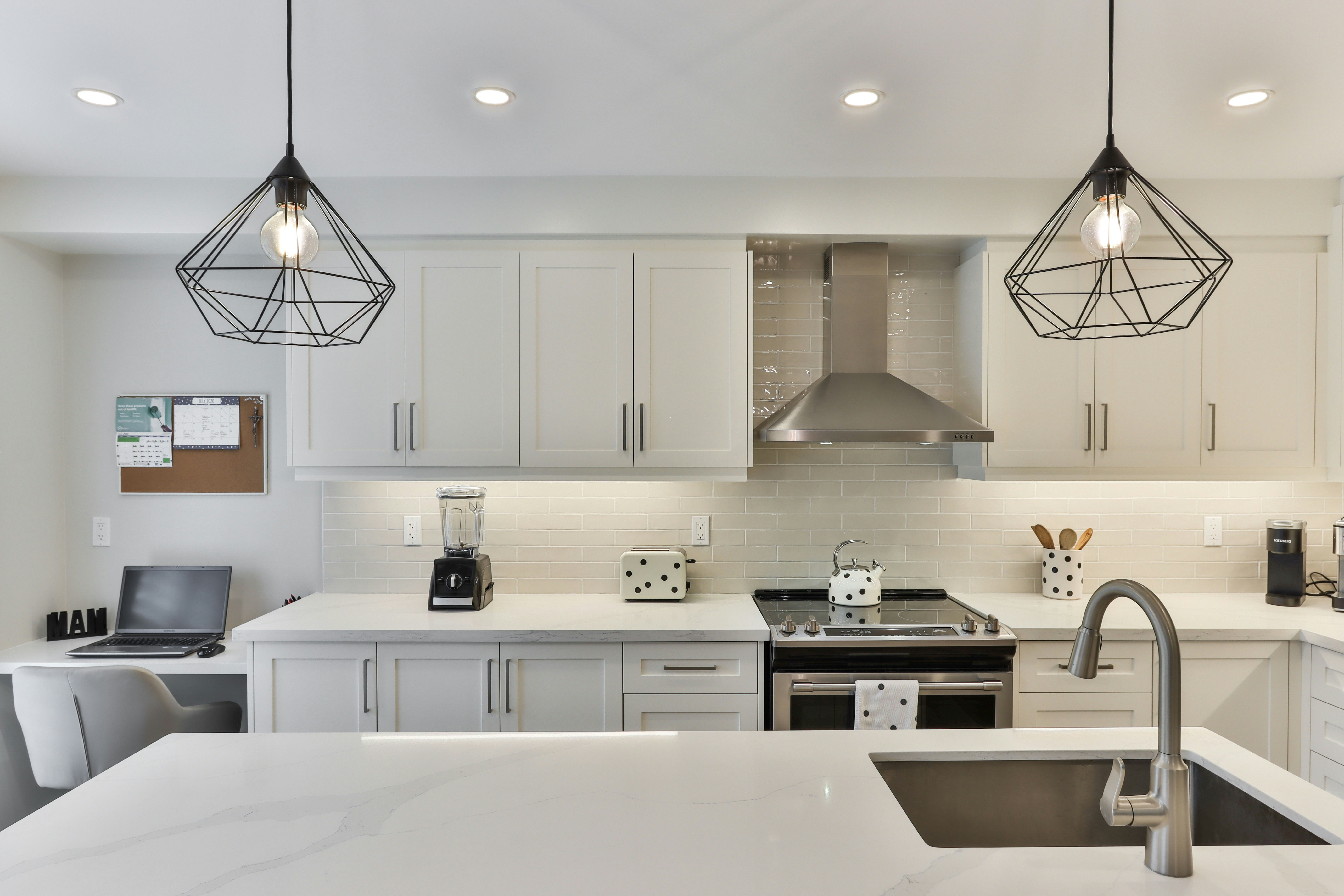 Ankeny, IA – How Does Kitchen Staging for Sale Boost Buyer Appeal and Offers?