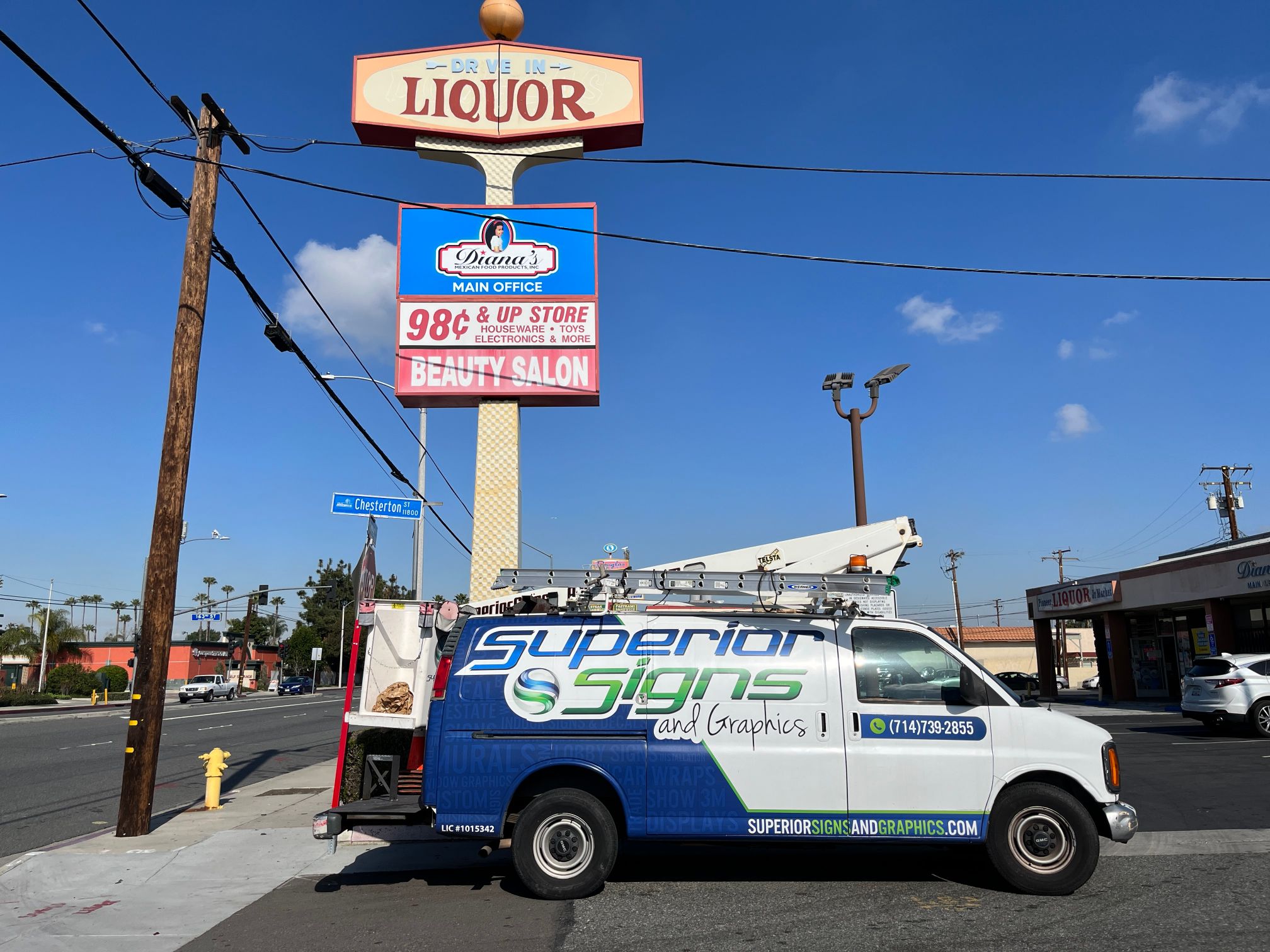New Translucent Sign Faces Give Old Pylon Sign a Makeover in Norwalk CA