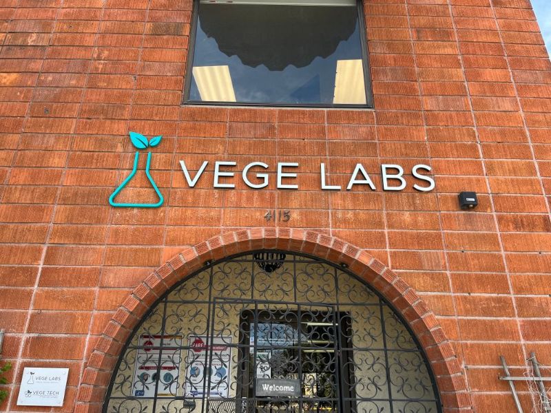 Long Lasting 3D Building Lettering for Los Angeles College Gives Campus Building