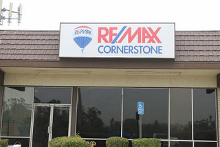 Orange County lightbox cabinet signs for Realtors
