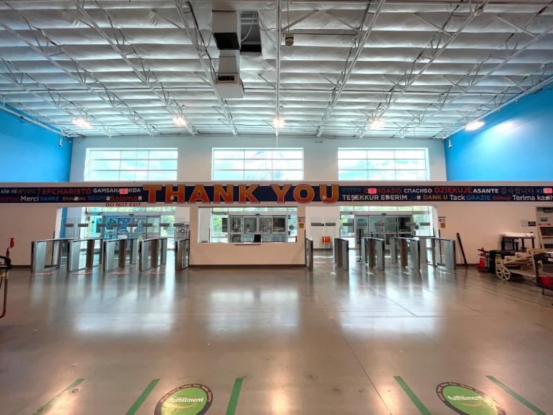 wall graphics for warehouses in los angles, ca