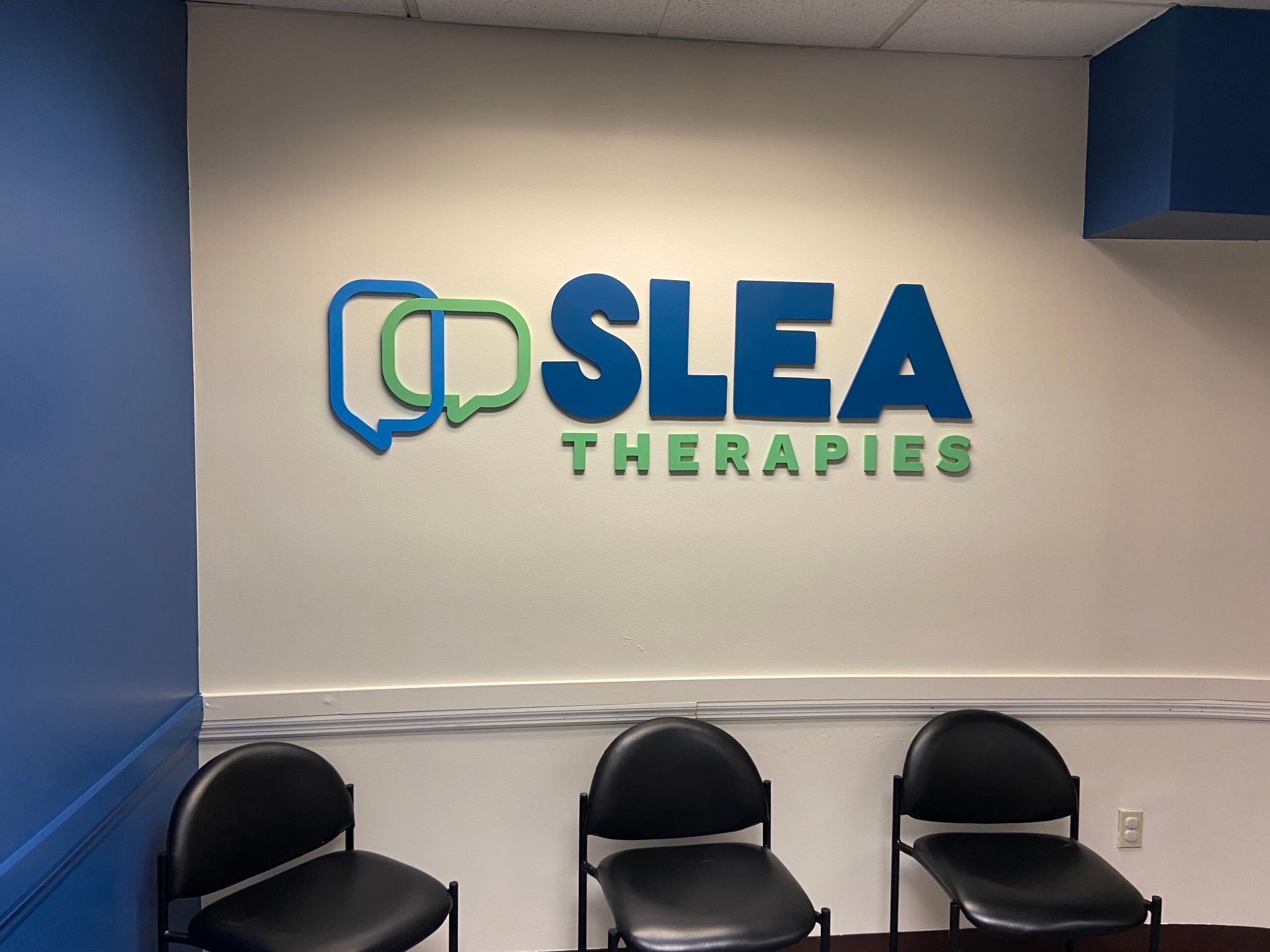 custom lobby signs in Irvine, ca