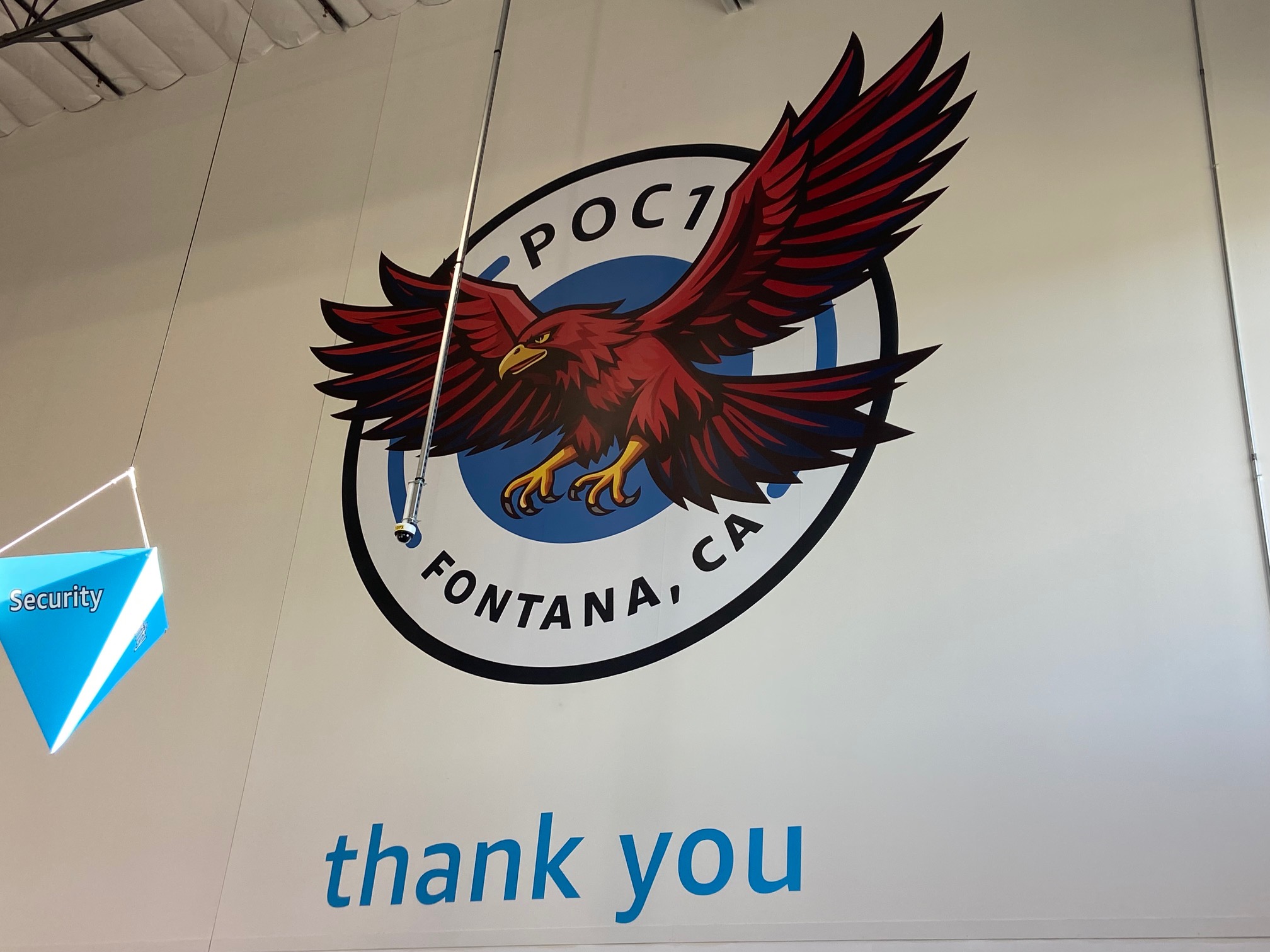 giant wall decals for distribution centers in fontana, ca