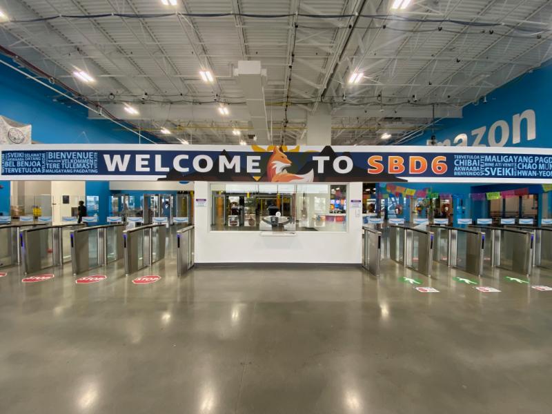graphics welcome warehouse and distribution center visitors in san bernardino county, ca