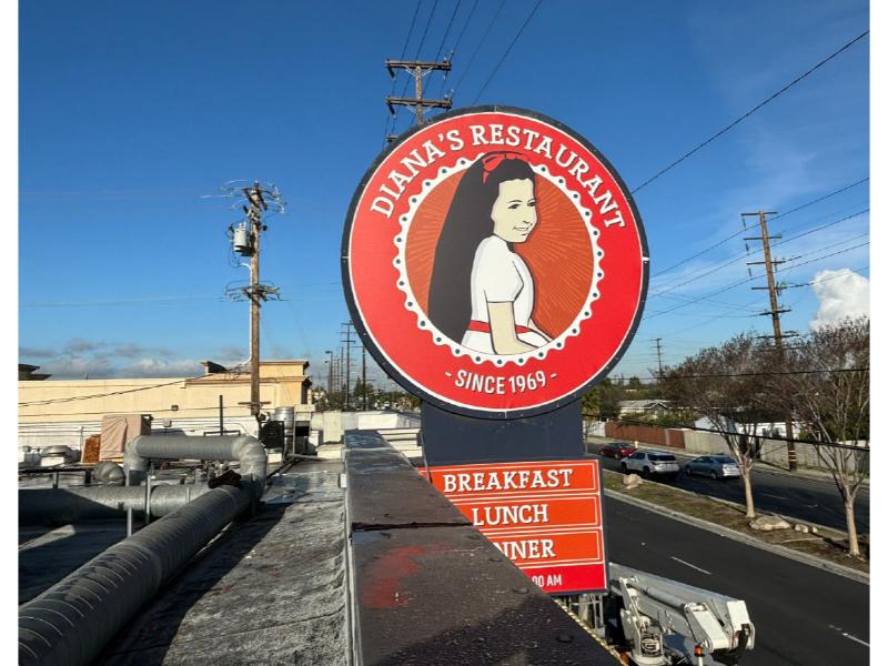 pylon sign new faces in Carson, ca