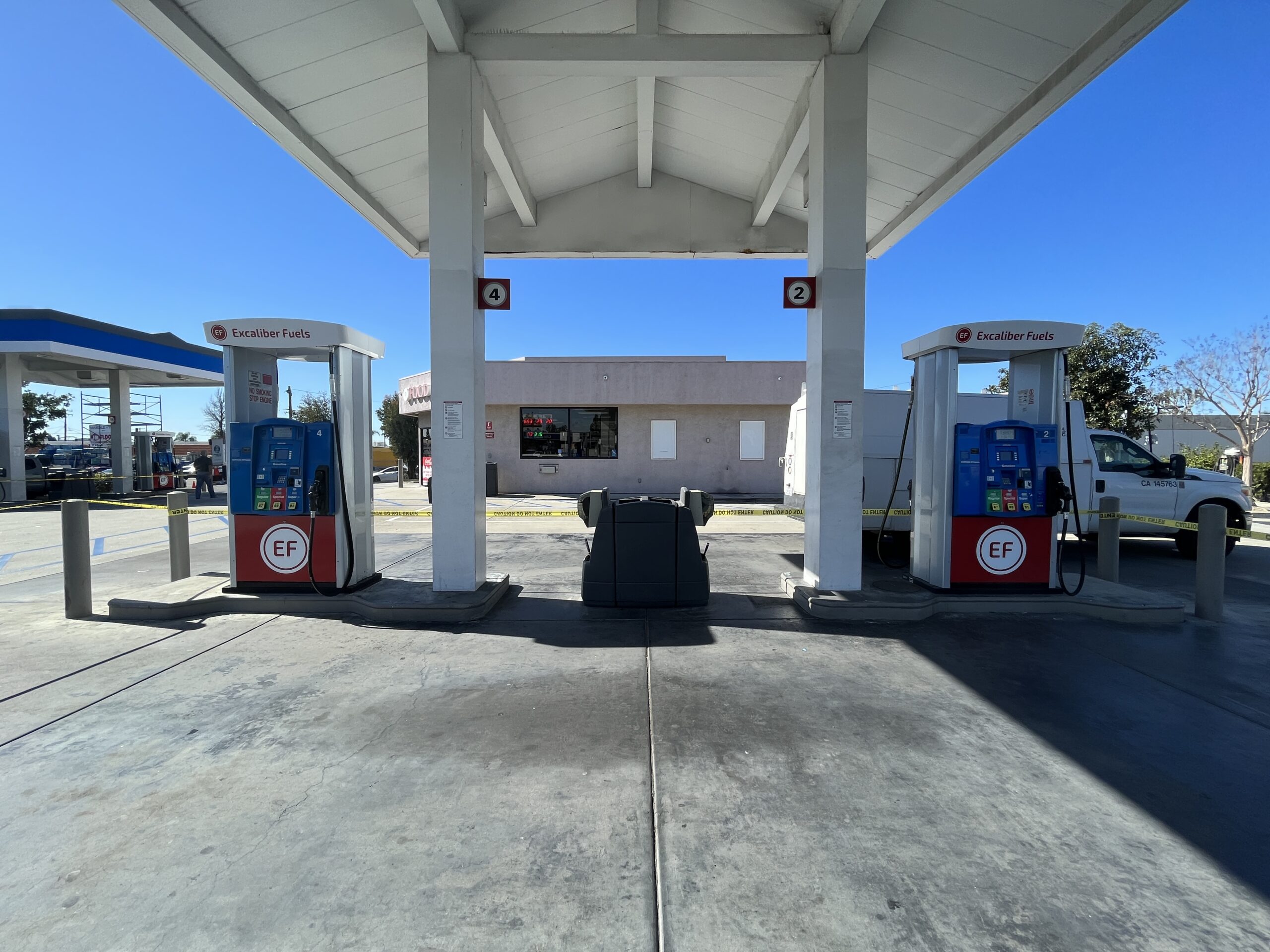 Gas Station Rebranding Requires a Professional Sign and Graphics Company in Anaheim CA