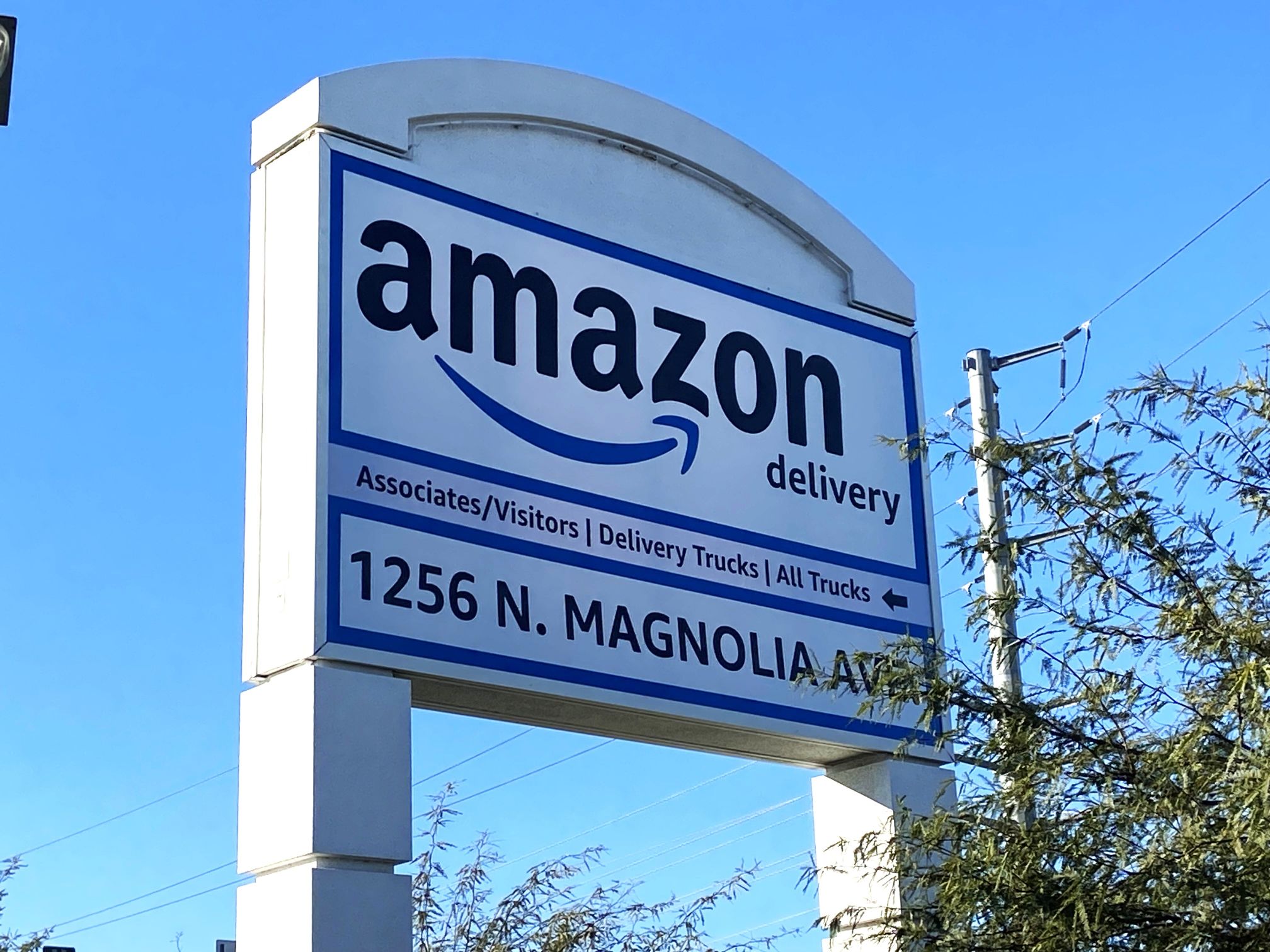 New Translucent Pylon Sign Faces Brand Amazon Facility in Anaheim CA
