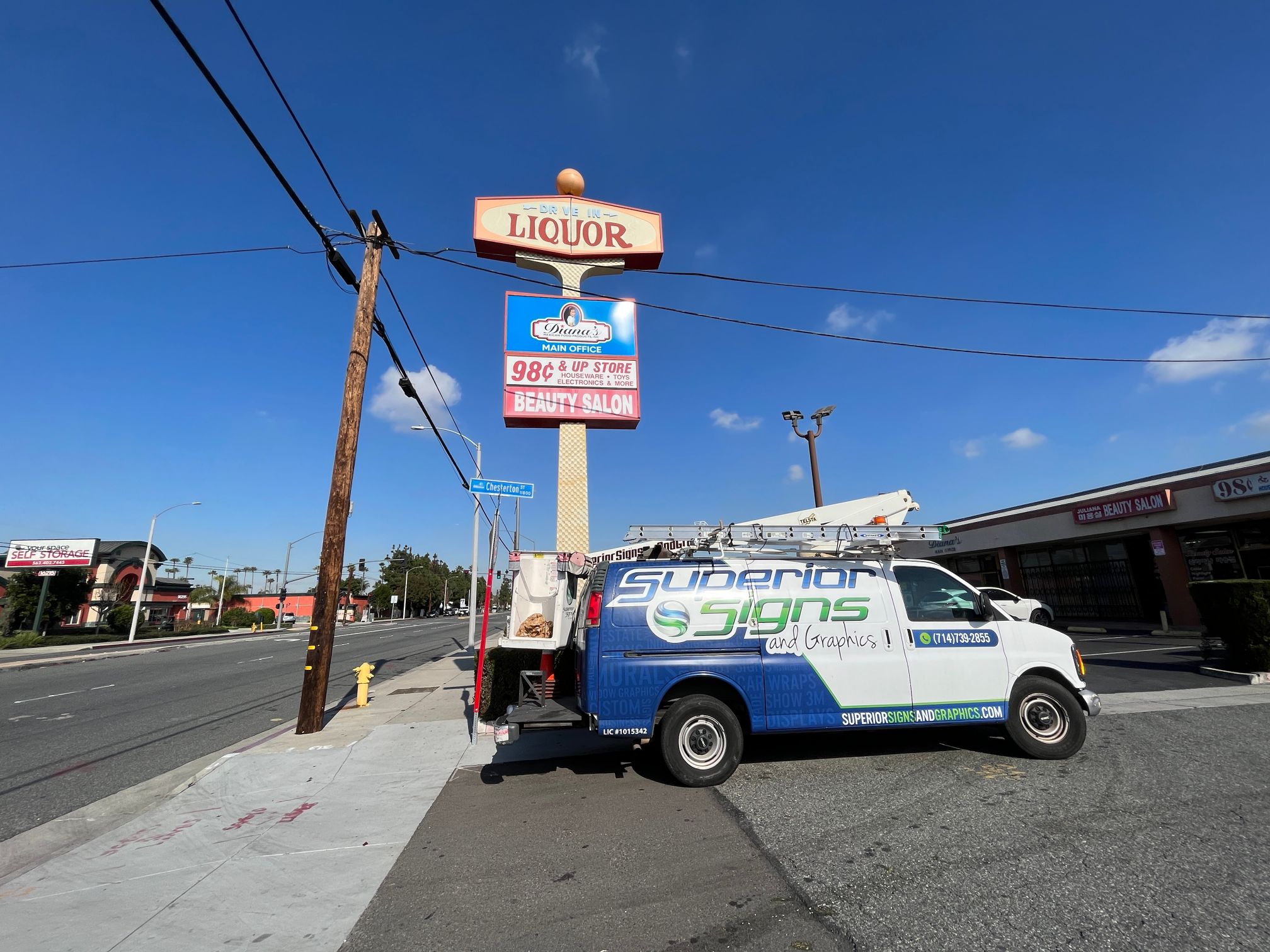 New Translucent Sign Faces Give Old Pylon Sign a Makeover in Norwalk CA