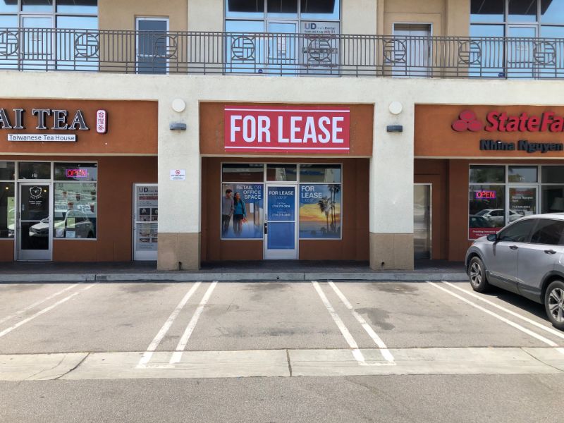 “For Lease” Window Graphics and Banners in Garden Grove CA