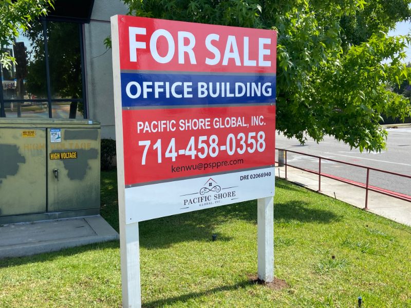 Graffiti Proof Commercial Property “For Lease” Signs and Graphics in Orange County