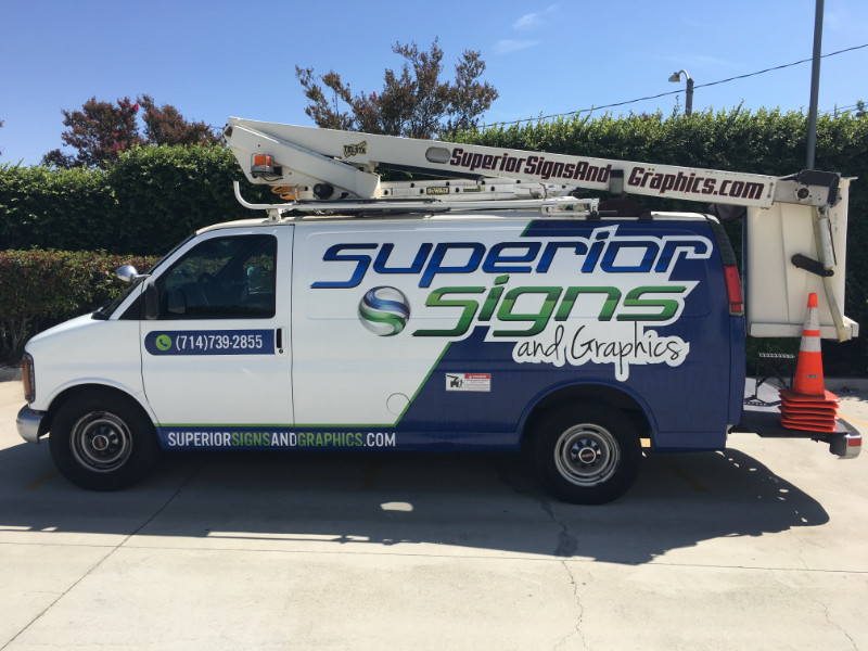 vehicle vinyl wraps