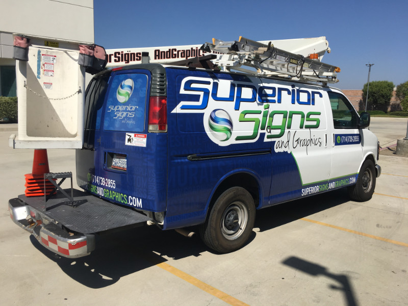 vehicle vinyl wraps