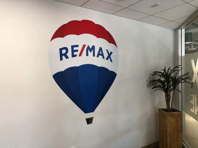 Vinyl Wall and Window Graphics!