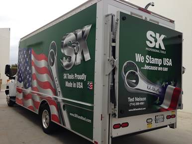 Best Vinyl Graphics in Orange County for Your Commercial Delivery Truck