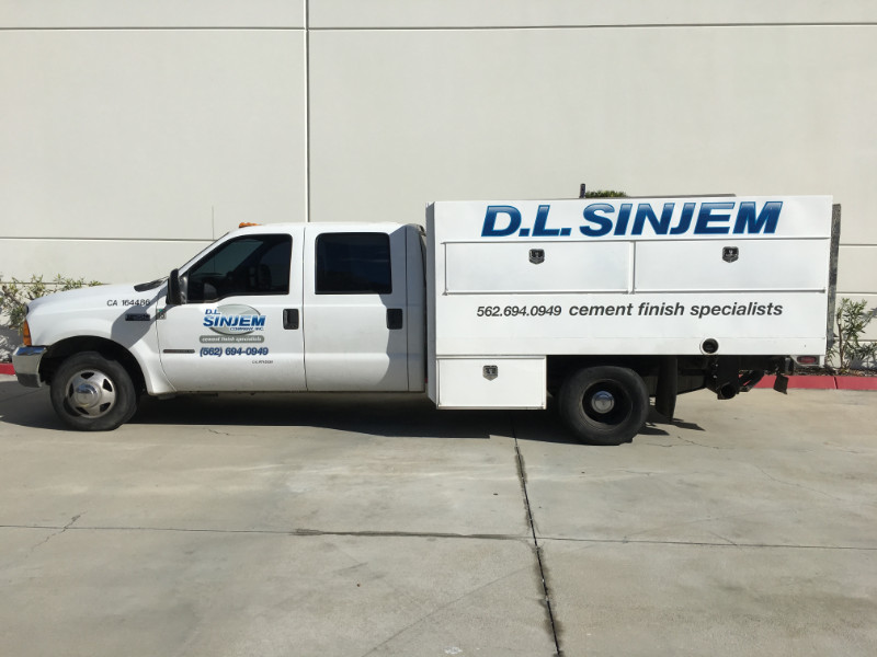 add life to vehicles with fleet truck graphics in La Habra CA