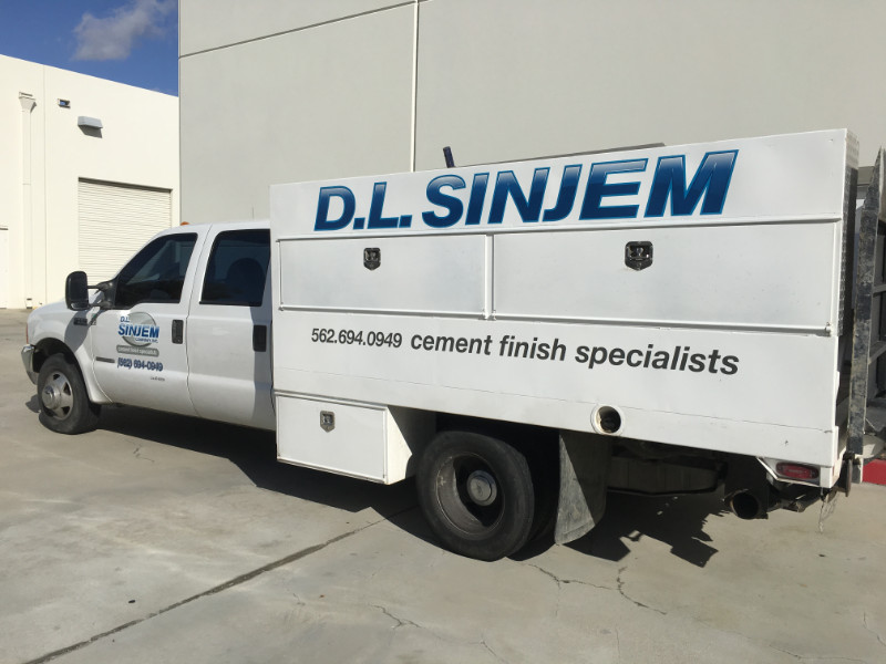 add life to vehicles with fleet truck graphics in La Habra CA