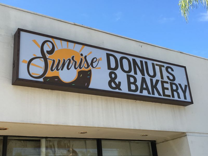 pylon sign refurbishing in La Habra California