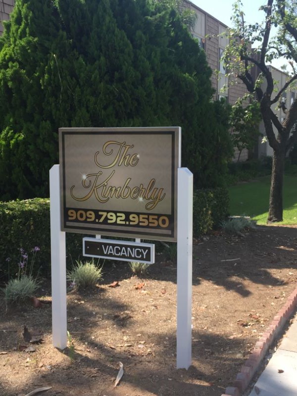 Anti-graffiti Apartment complex Signs in Orange County CA