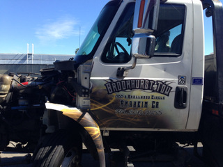 Replace vehicle wraps after an auto accident in Orange County