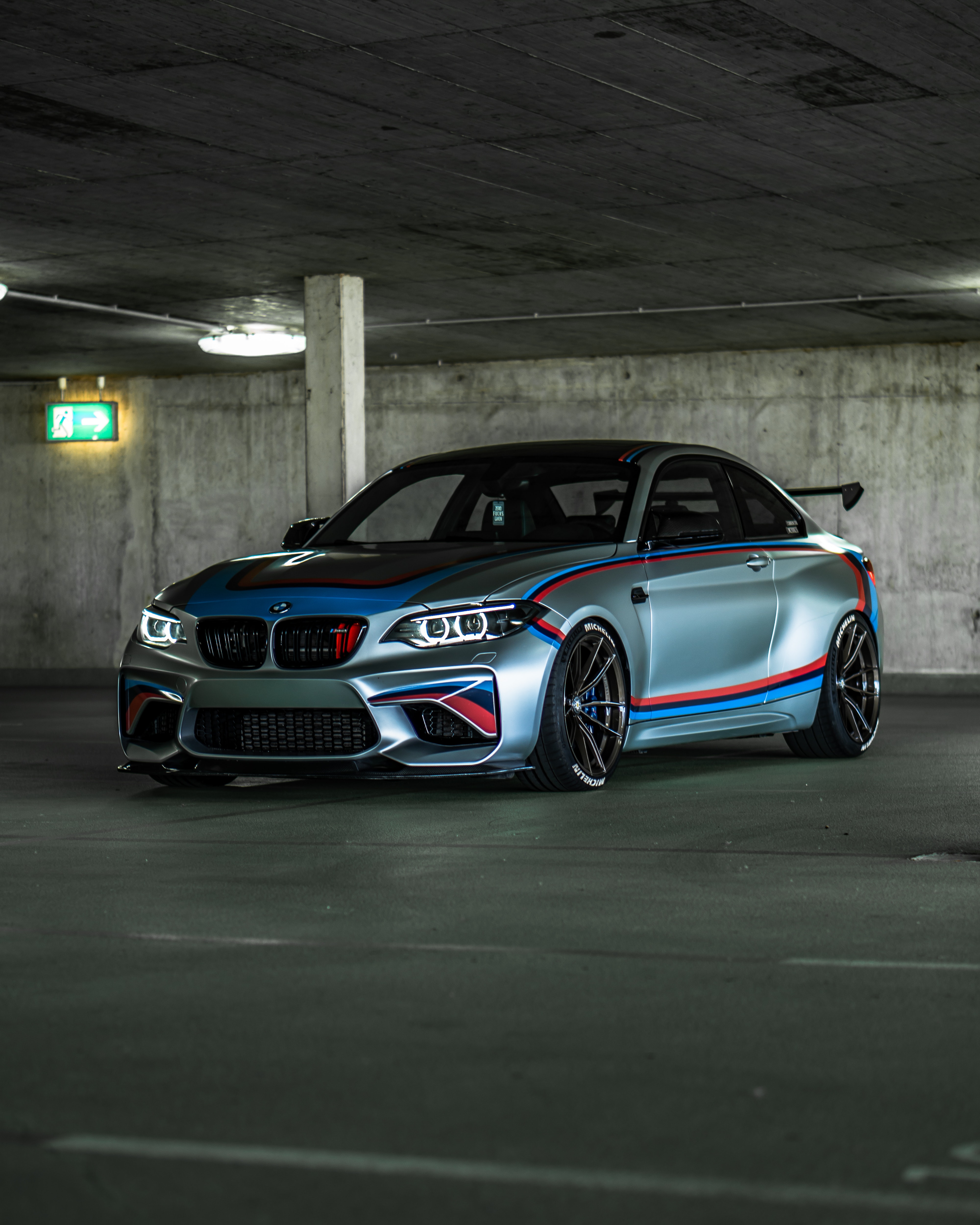 Burbank, CA - Advertise Your Business With Custom Vehicle Wraps & Graphics