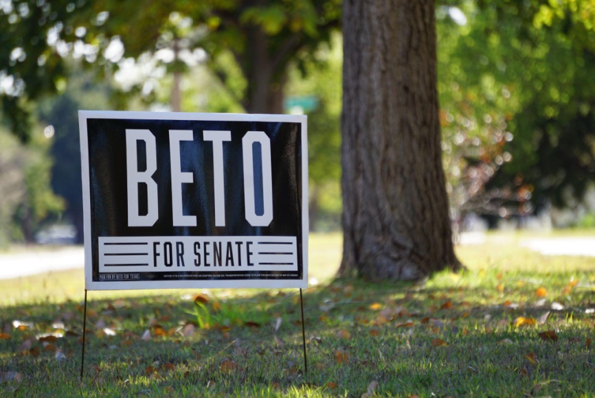 Burbank, CA – Election Season: Get Your Political Yard Signs at Our Sign Shop