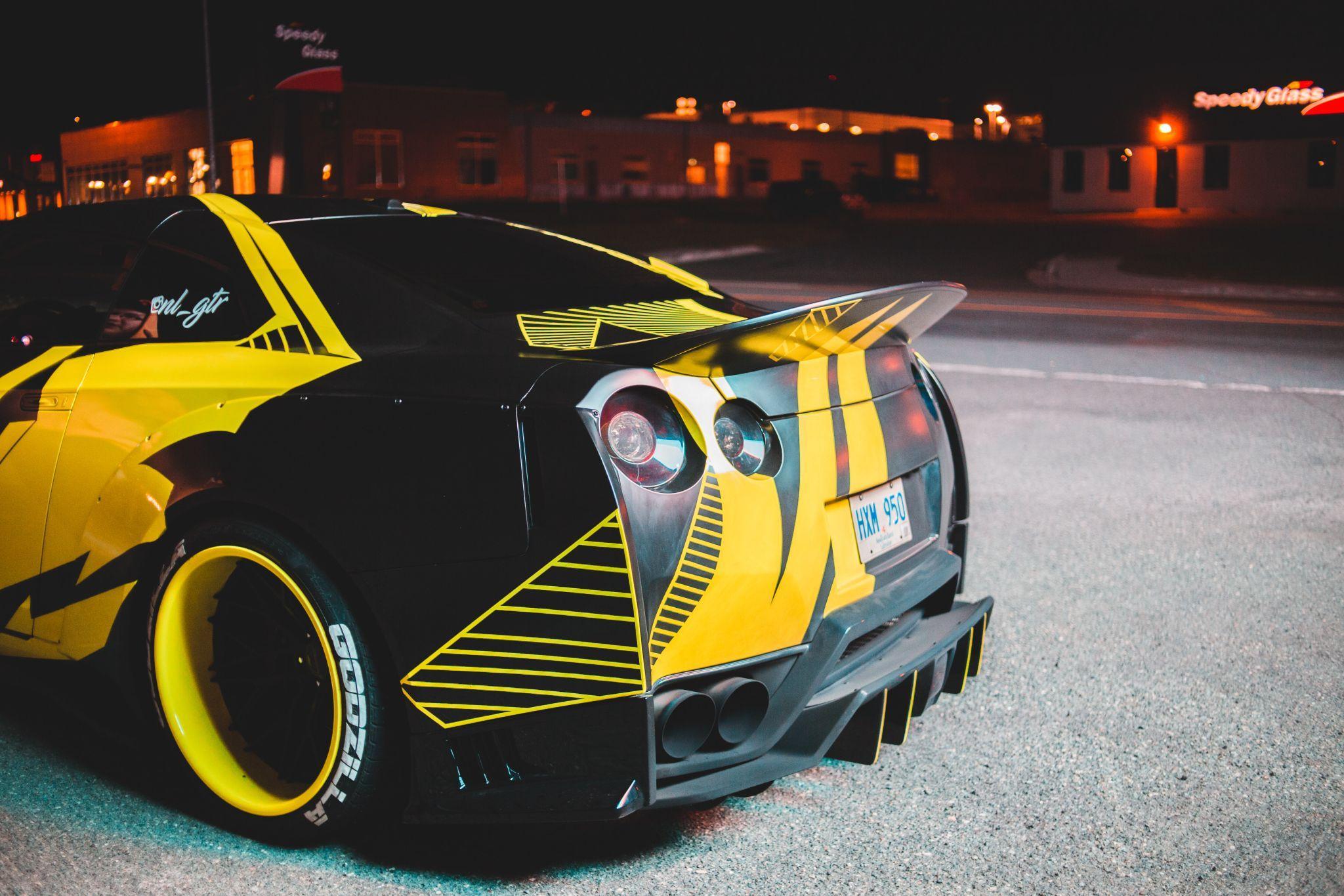 Burnaby, BC - Invest in Vehicle Decals from a Sign Company in Metro Vancouver