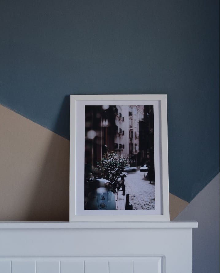 Digital UV technology prints high-quality images on glass