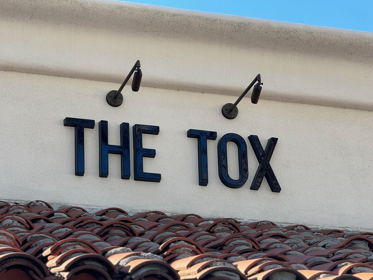 Carlsbad, CA - Custom Formed Plastic Storefront Signs from Local Sign Shops